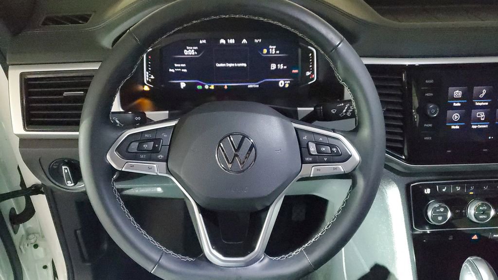 Used 2022 Volkswagen Atlas Cross Sport SE image 29