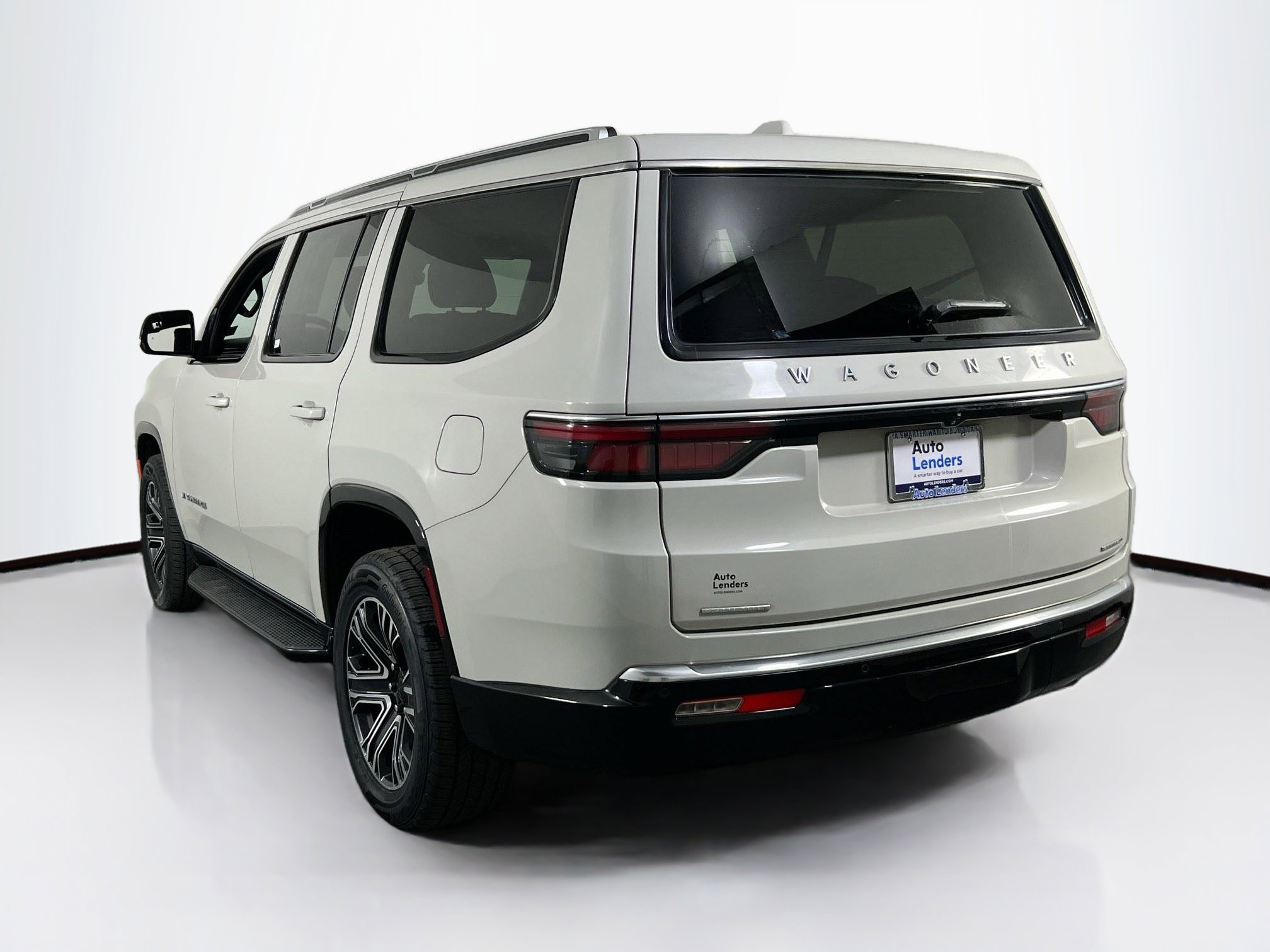 Used 2022 Jeep Wagoneer Series III AWD/4WD image 7