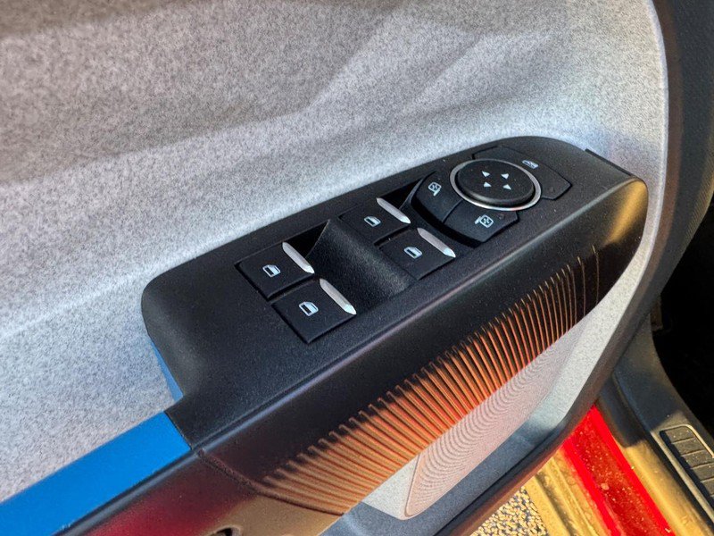 New 2025 Ford Maverick XLT FWD image 18