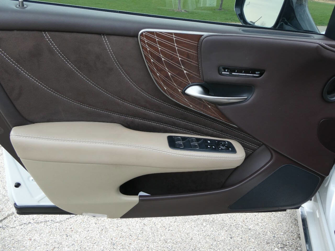 Used 2018 Lexus LS 500 AWD w/ Interior Upgrade Package image 24