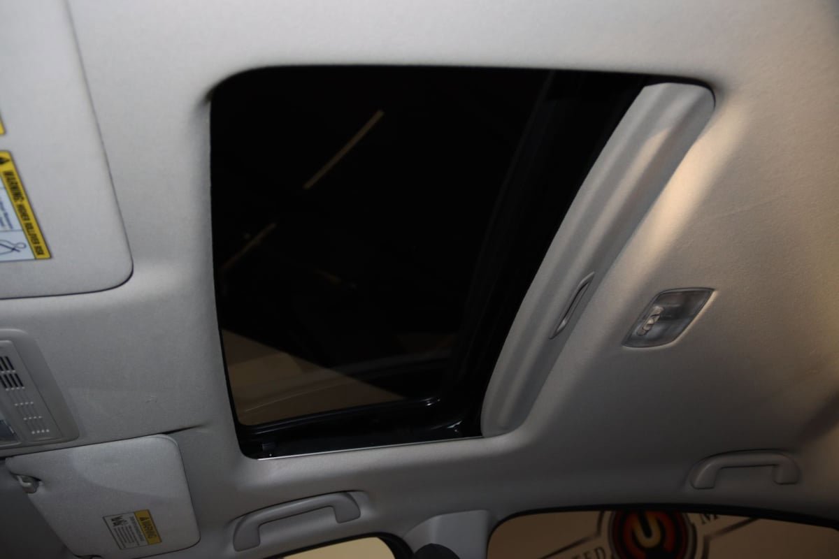 Used 2022 Honda HR-V EX image 14