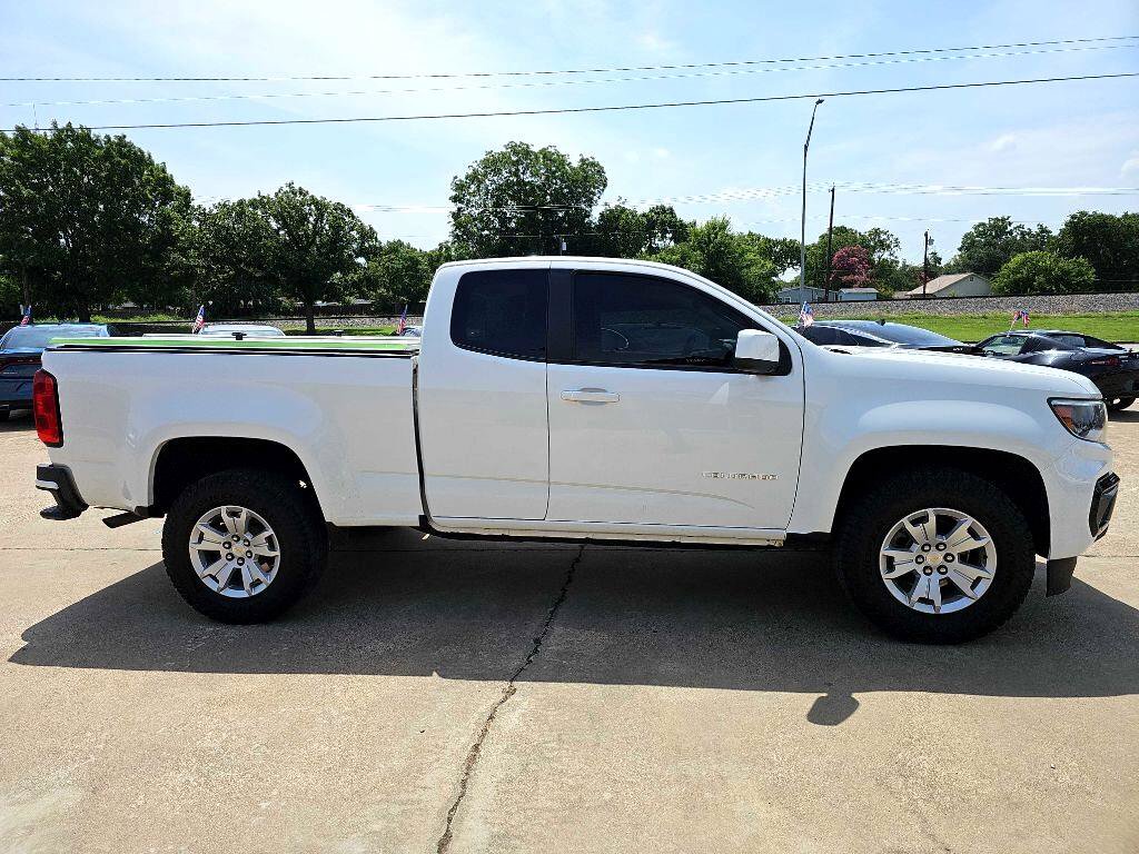 Used 2022 Chevrolet Colorado LT w/ Fleet Safety Package image 2