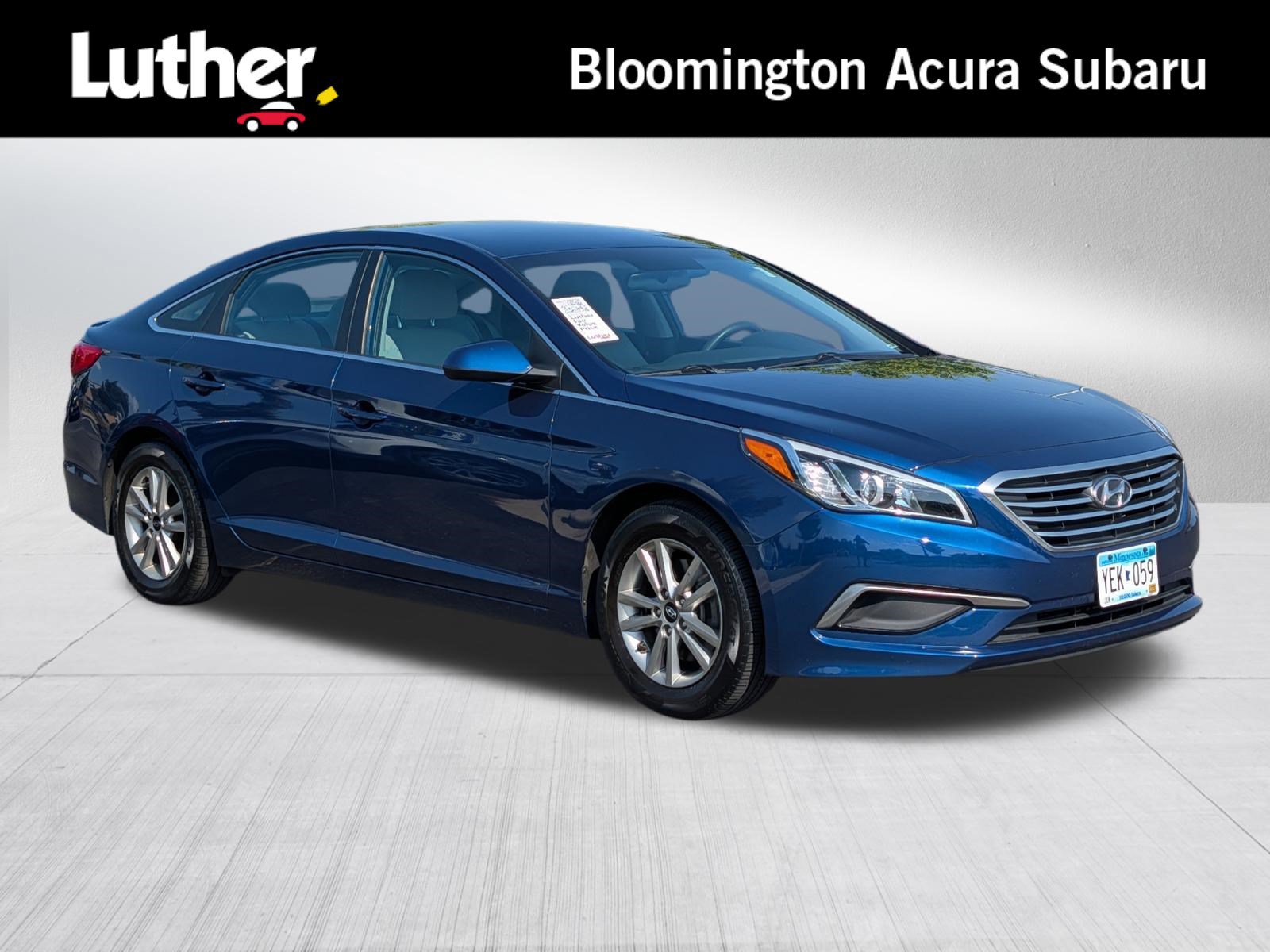 Used 2016 Hyundai Sonata SE w/ Cargo Package FWD image 1