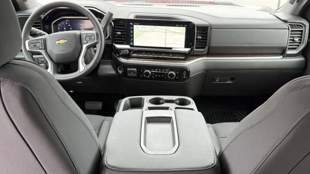 New 2026 Chevrolet Silverado 2500 LT image 5