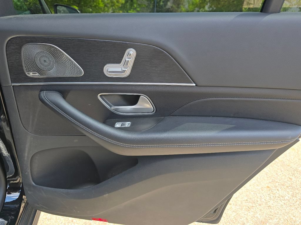 Certified 2024 Mercedes-Benz GLS 450 4MATIC image 24