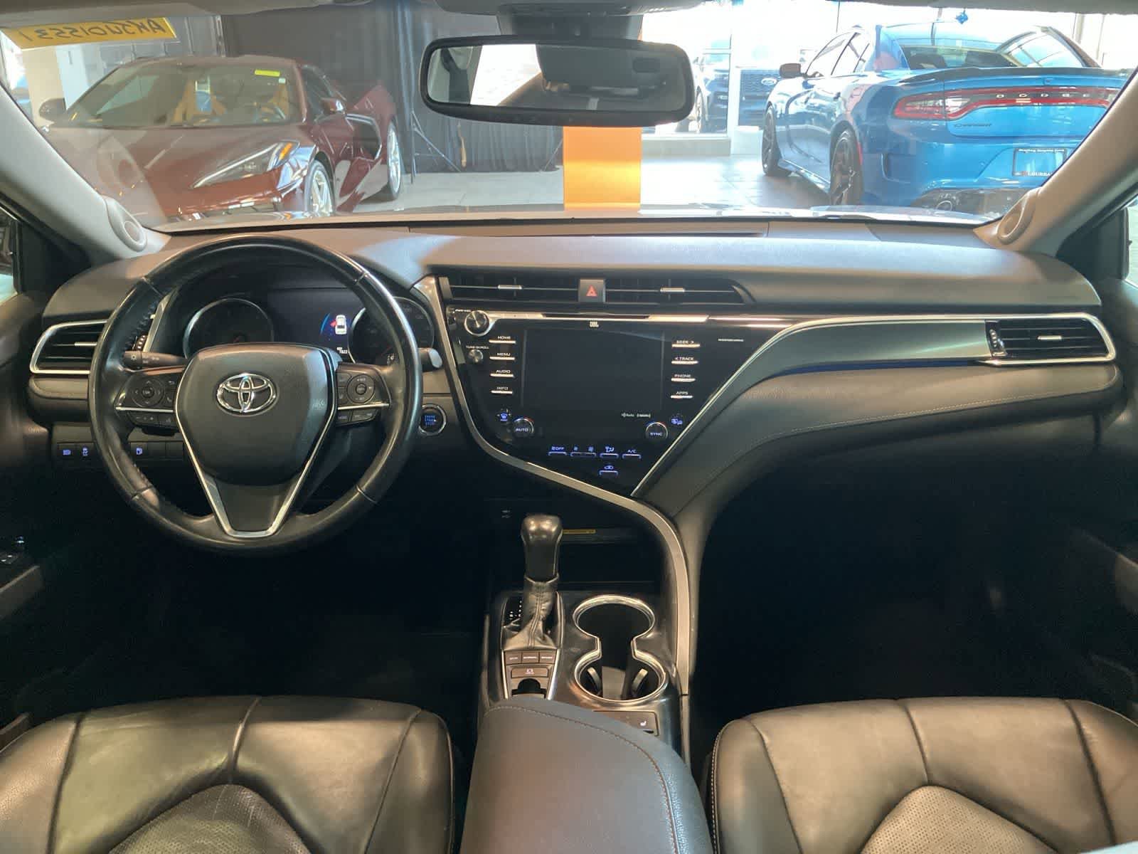 Used 2018 Toyota Camry FWD image 25