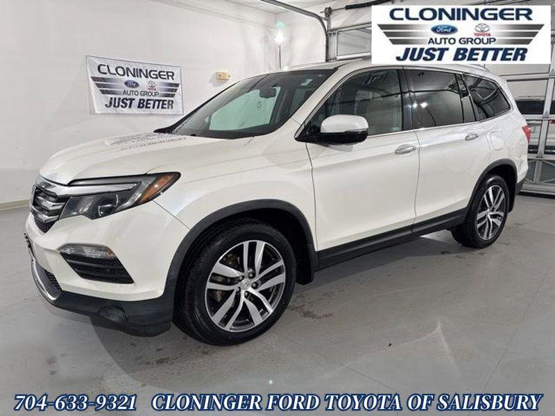 Used 2018 Honda Pilot Touring image 5