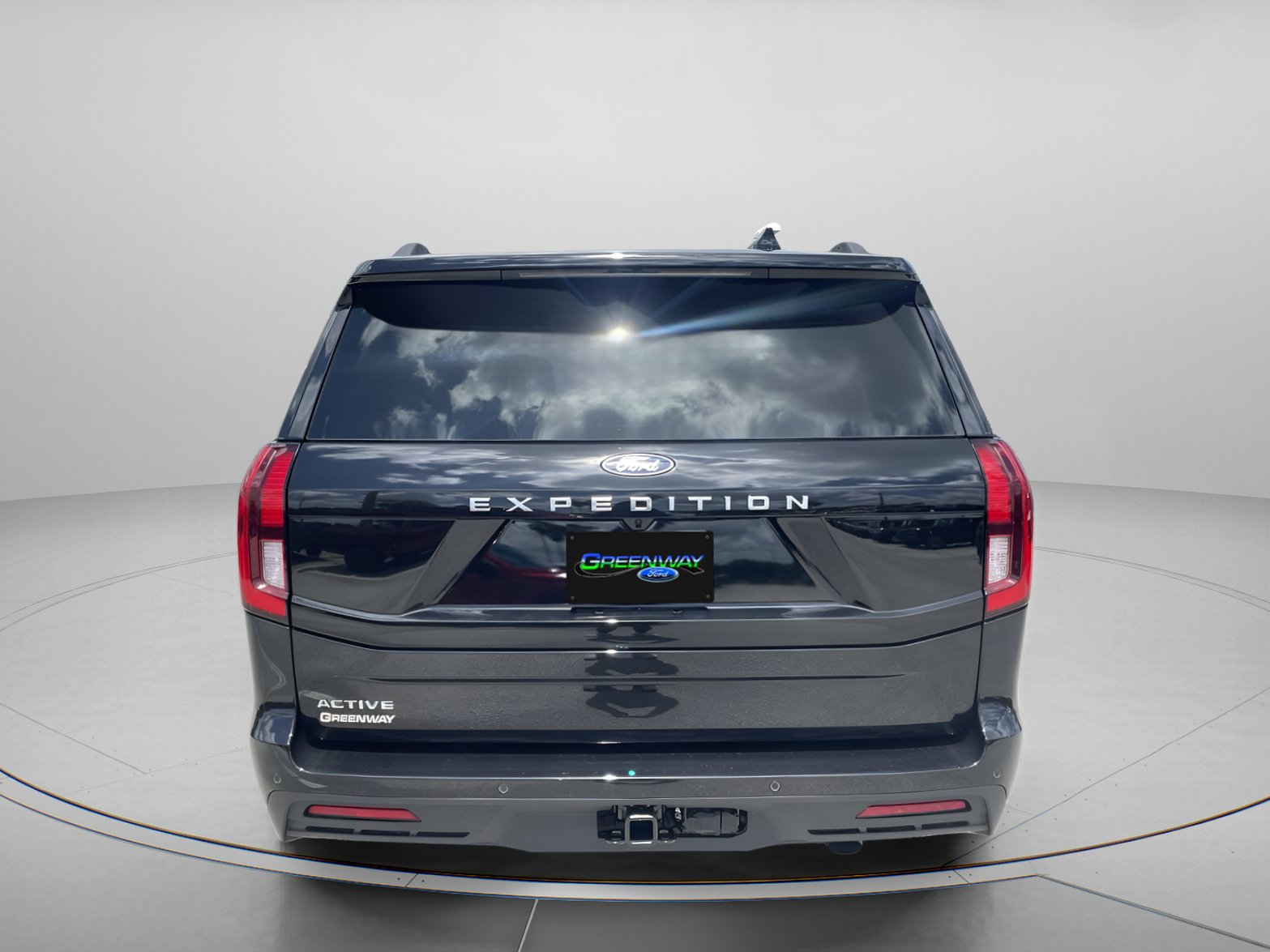 New 2026 Ford Expedition Active RWD image 5