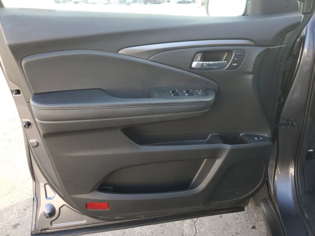 Certified 2022 Honda Pilot Special Edition image 32