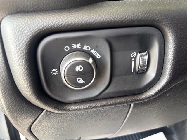 New 2025 RAM 4500 4x4 Crew Cab DRW image 25