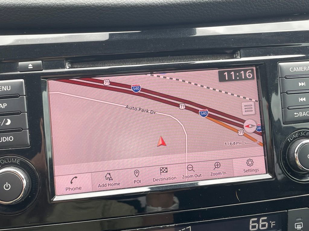 Used 2019 Nissan Rogue SV w/ Premium Package image 18