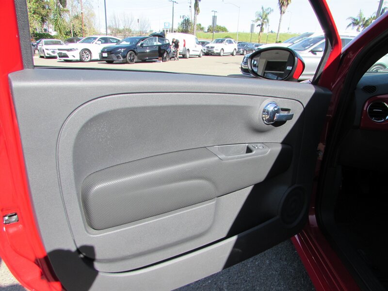 Used 2012 FIAT 500 Sport w/ Safety & Sound Pkg image 5