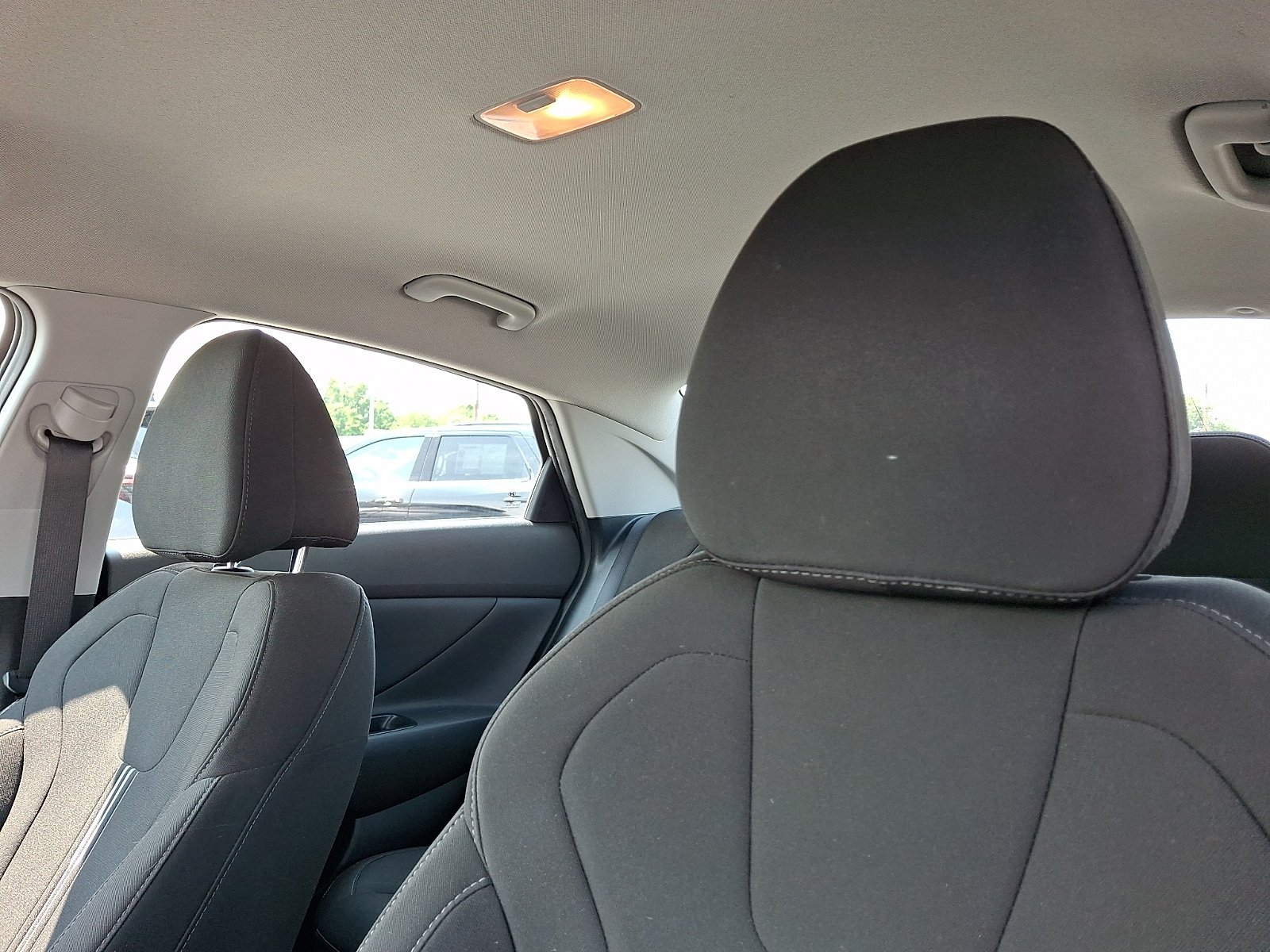 Used 2023 Hyundai Elantra SEL w/ Convenience Package FWD image 14