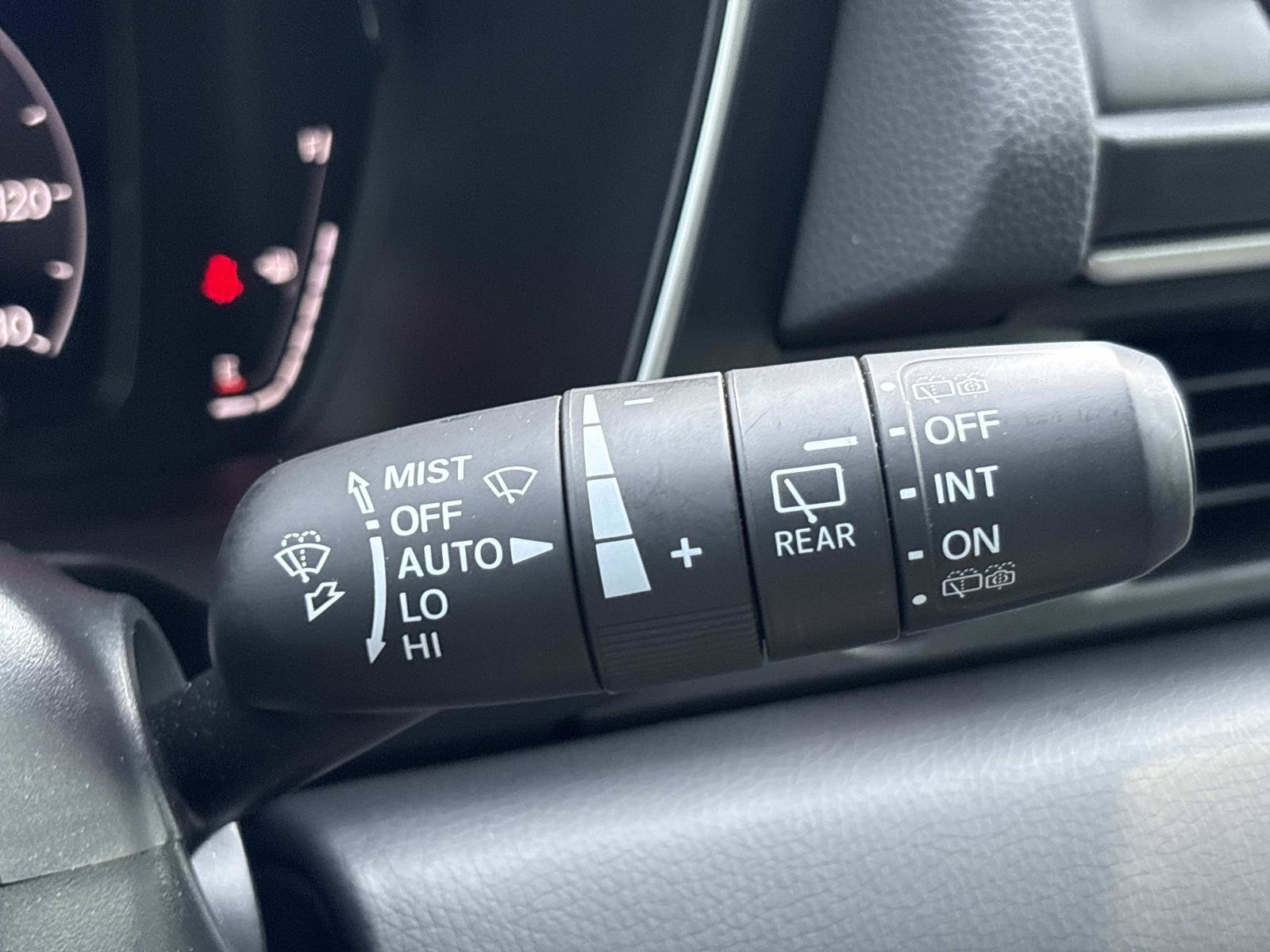Used 2025 Honda Pilot Black Edition image 21