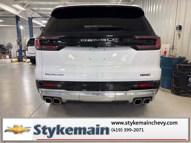 Used 2024 GMC Acadia Denali image 12