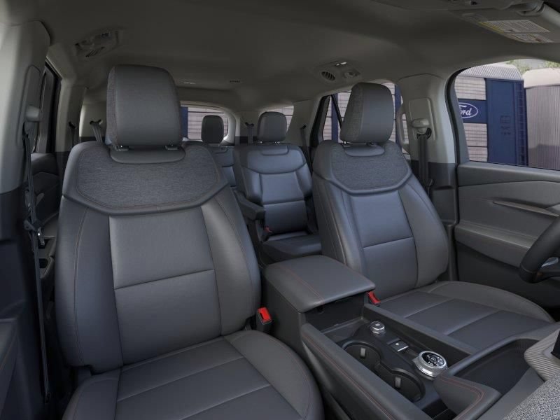 New 2026 Ford Explorer Active w/ Active Comfort Package RWD image 10
