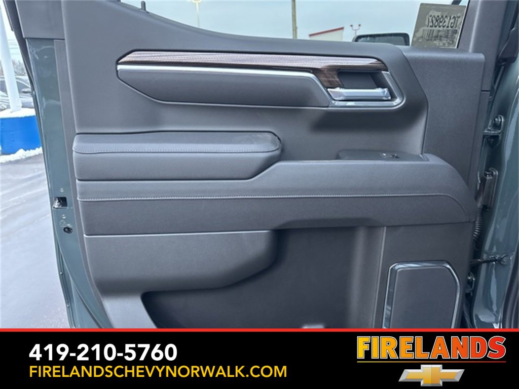 New 2026 Chevrolet Silverado 1500 LT Trail Boss w/ LPO, Dark Essentials Package image 49