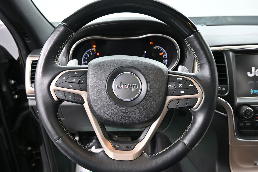 Used 2015 Jeep Grand Cherokee Overland AWD/4WD image 32