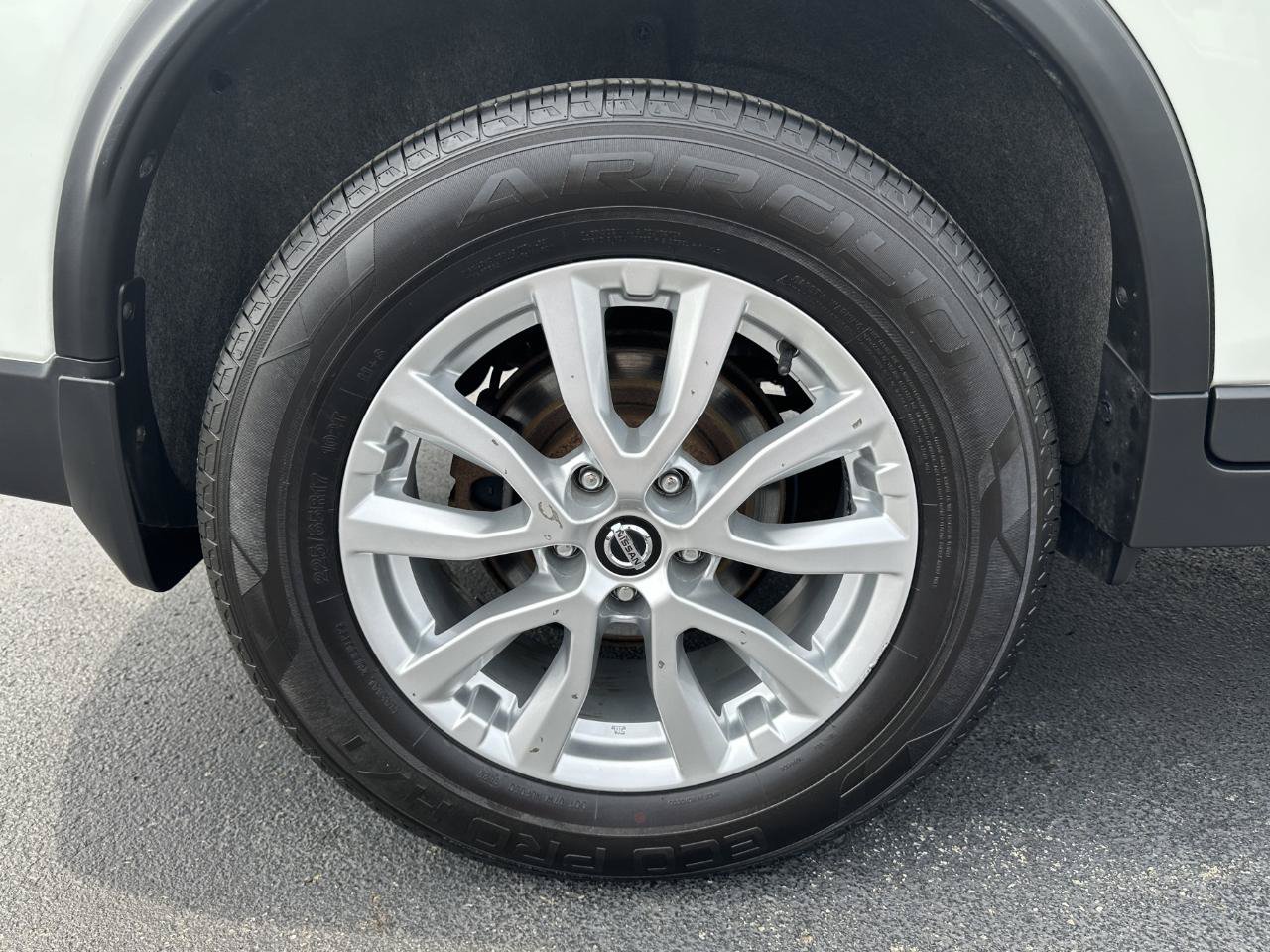 Used 2019 Nissan Rogue S w/ Special Edition Package AWD/4WD image 75