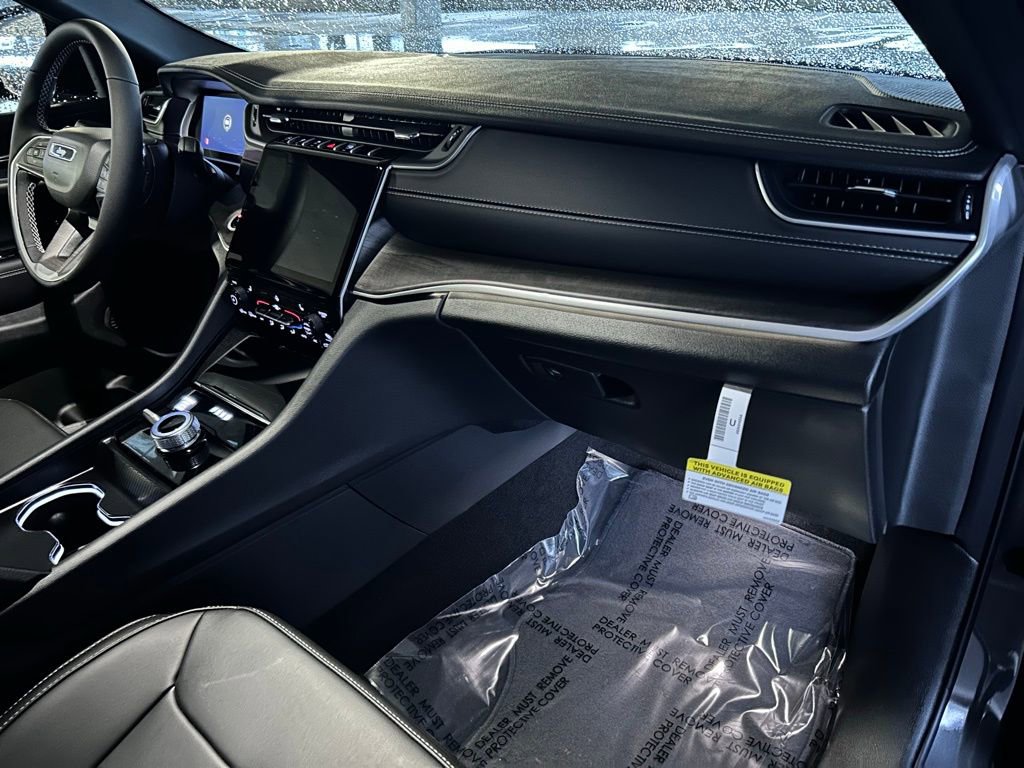 New 2025 Jeep Grand Cherokee L Limited AWD/4WD image 20