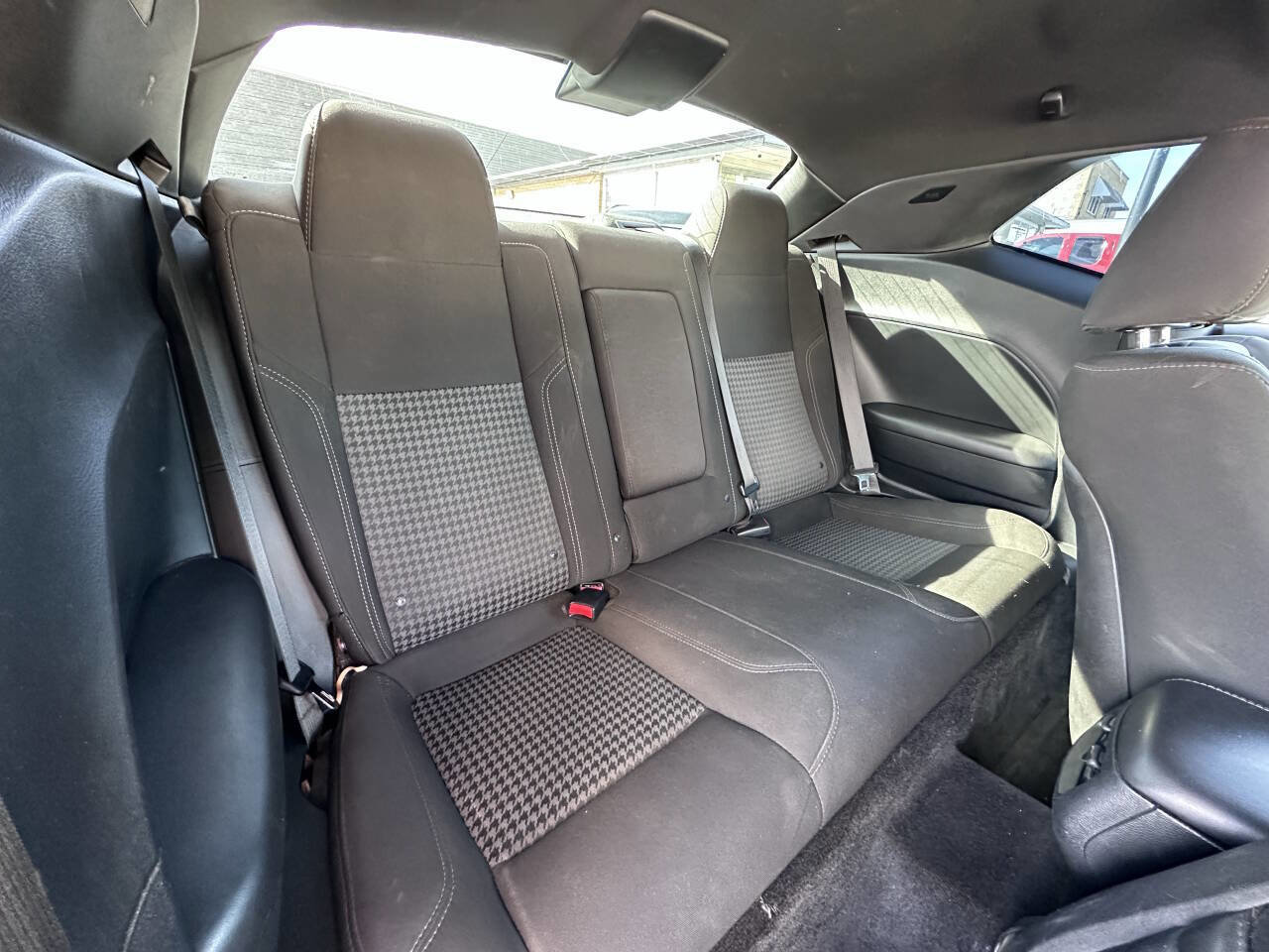 Used 2017 Dodge Challenger R/T image 11