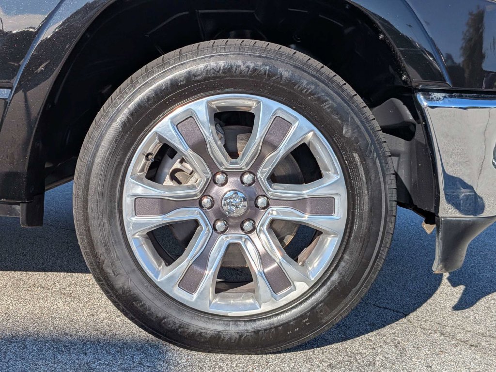 Used 2022 RAM 1500 Limited AWD/4WD image 10