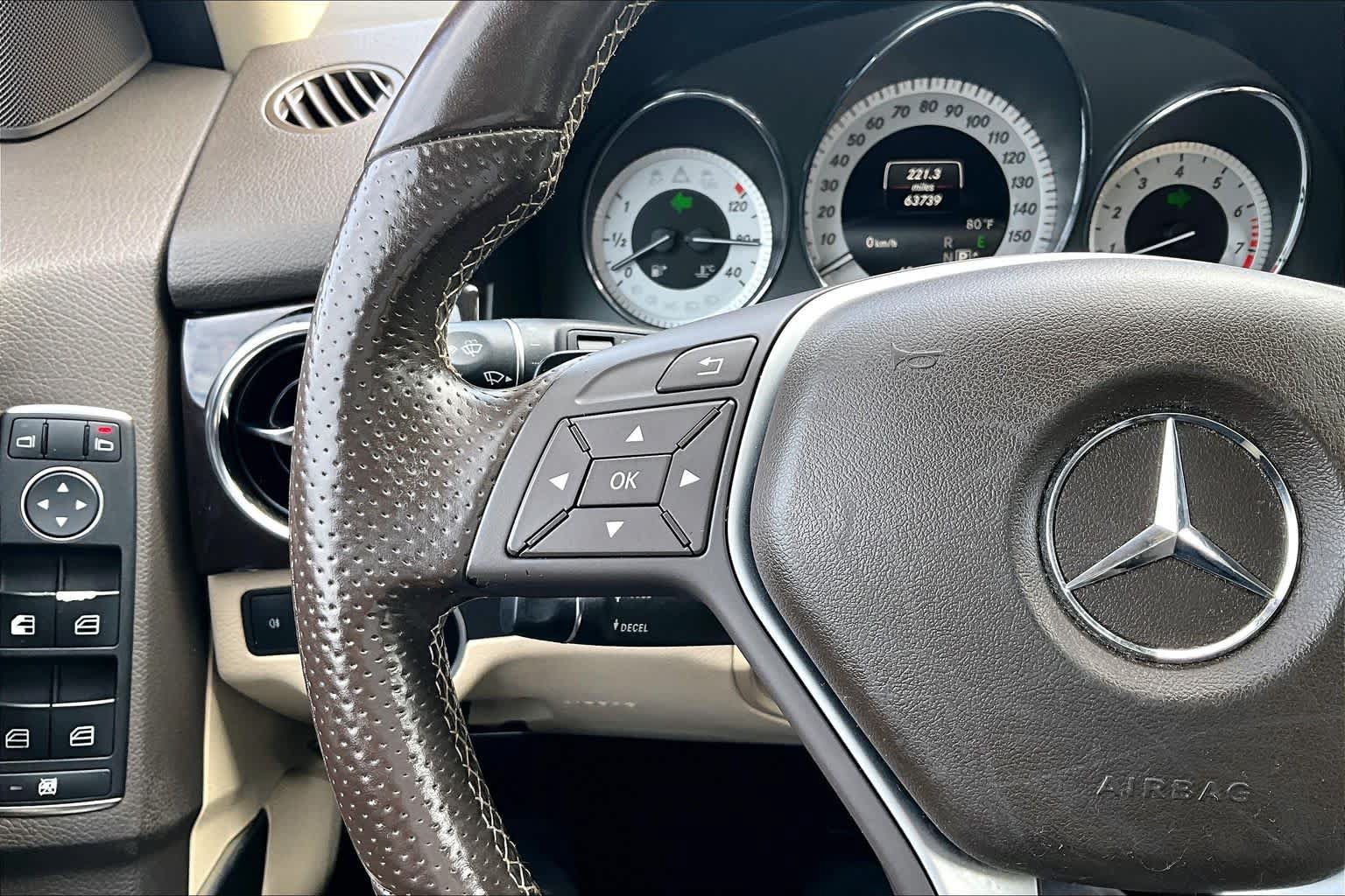 Used 2015 Mercedes-Benz GLK 350 4MATIC image 24