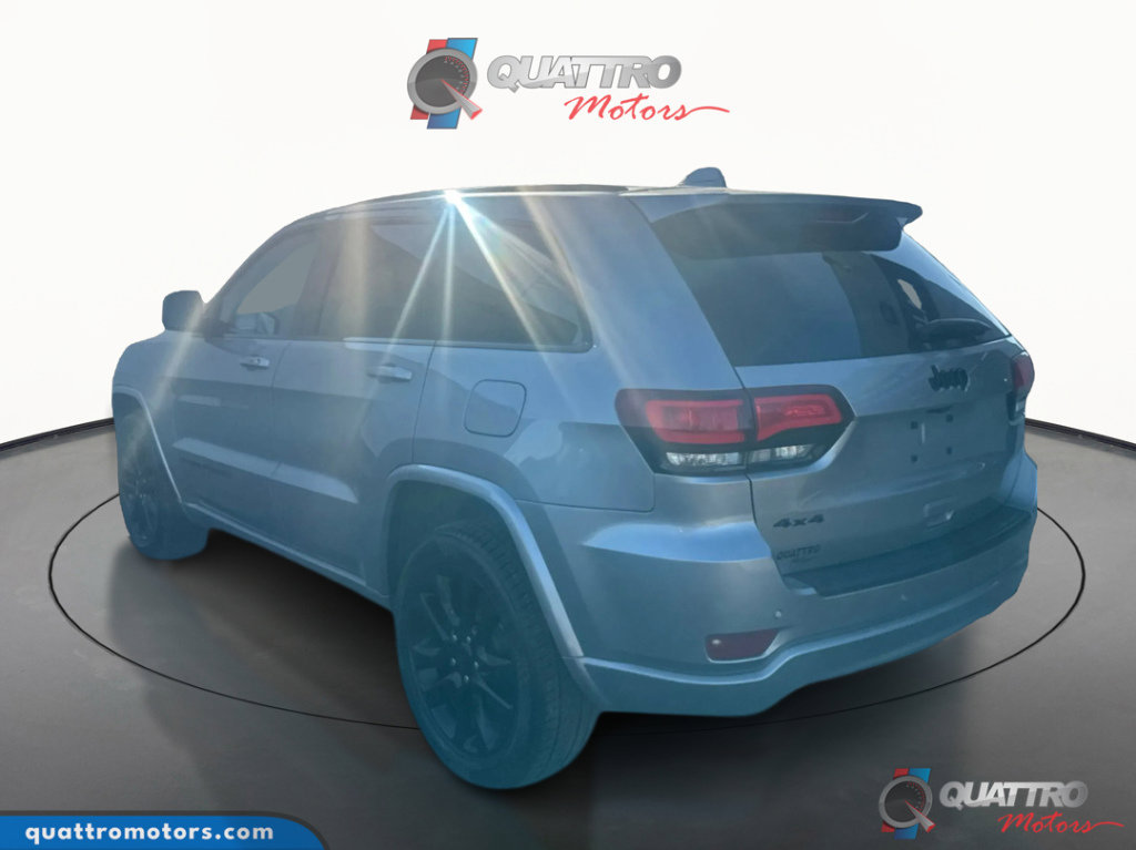 Used 2020 Jeep Grand Cherokee Altitude image 4
