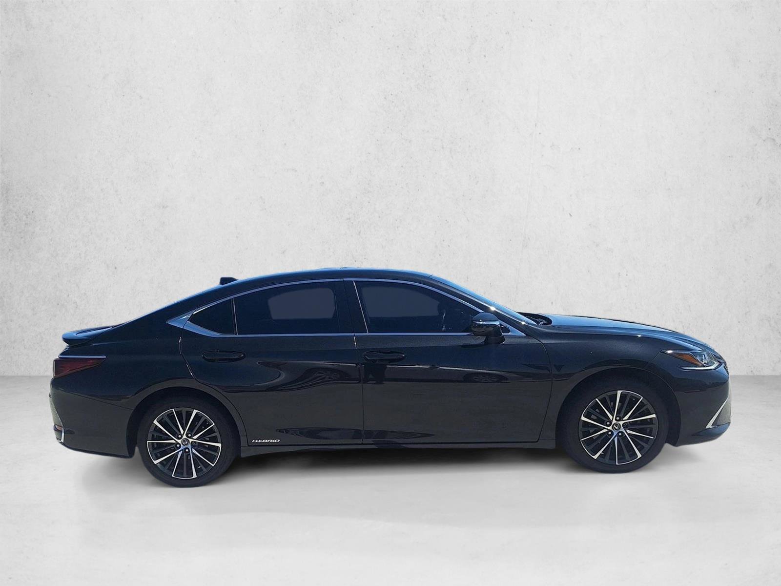 Used 2022 Lexus ES 300h w/ Premium Package FWD image 4