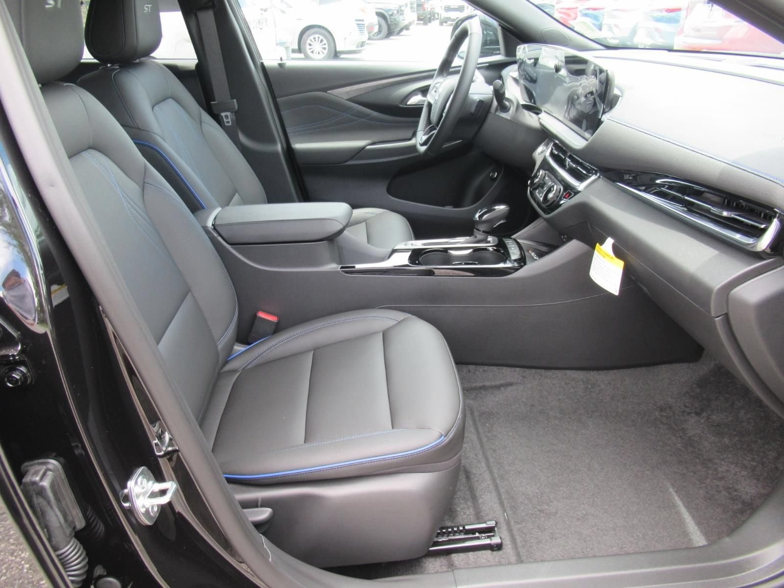 New 2026 Buick Envista Sport Touring w/ Convenience I Package FWD image 10