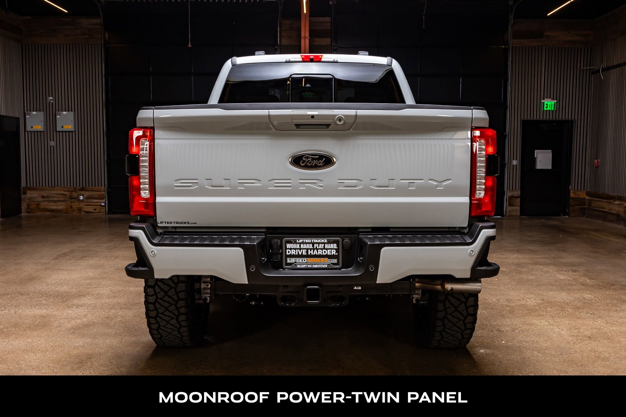 Used 2026 Ford F250 Lariat w/ Black Appearance Package image 8