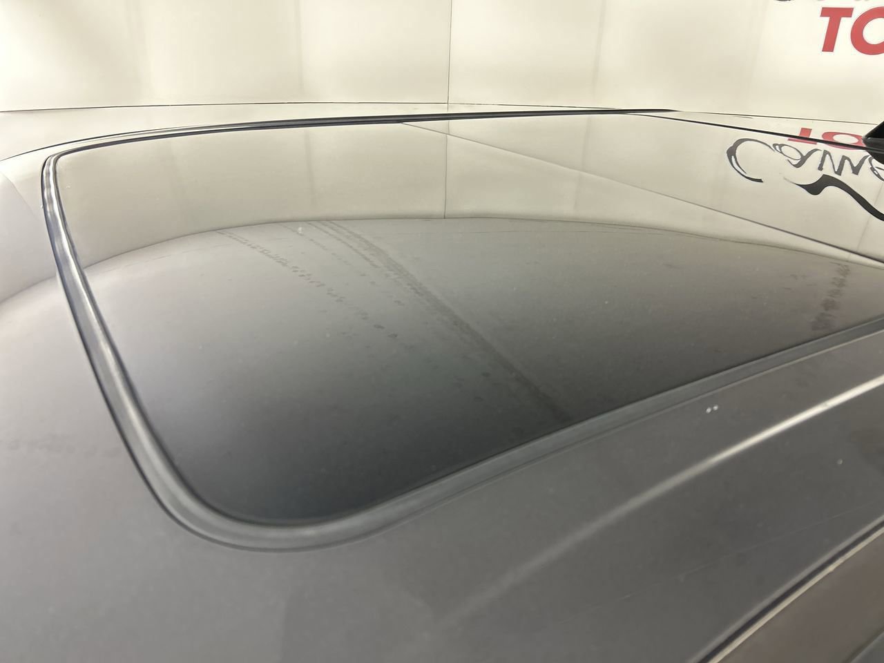 Used 2023 Toyota Tundra Platinum w/ Advanced Package image 10