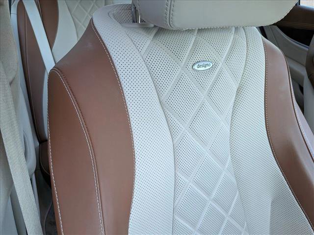 Used 2018 Mercedes-Benz E 300 image 17