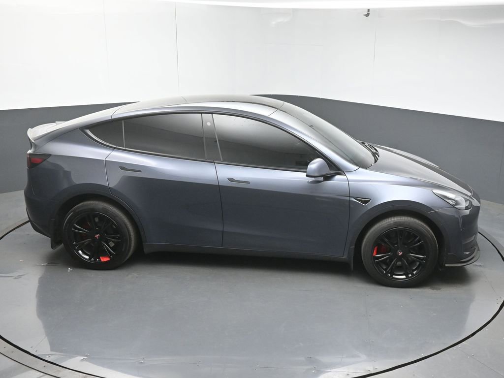 Used 2023 Tesla Model Y Long Range image 42