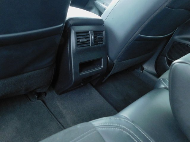 Used 2024 Mitsubishi Outlander SE image 22