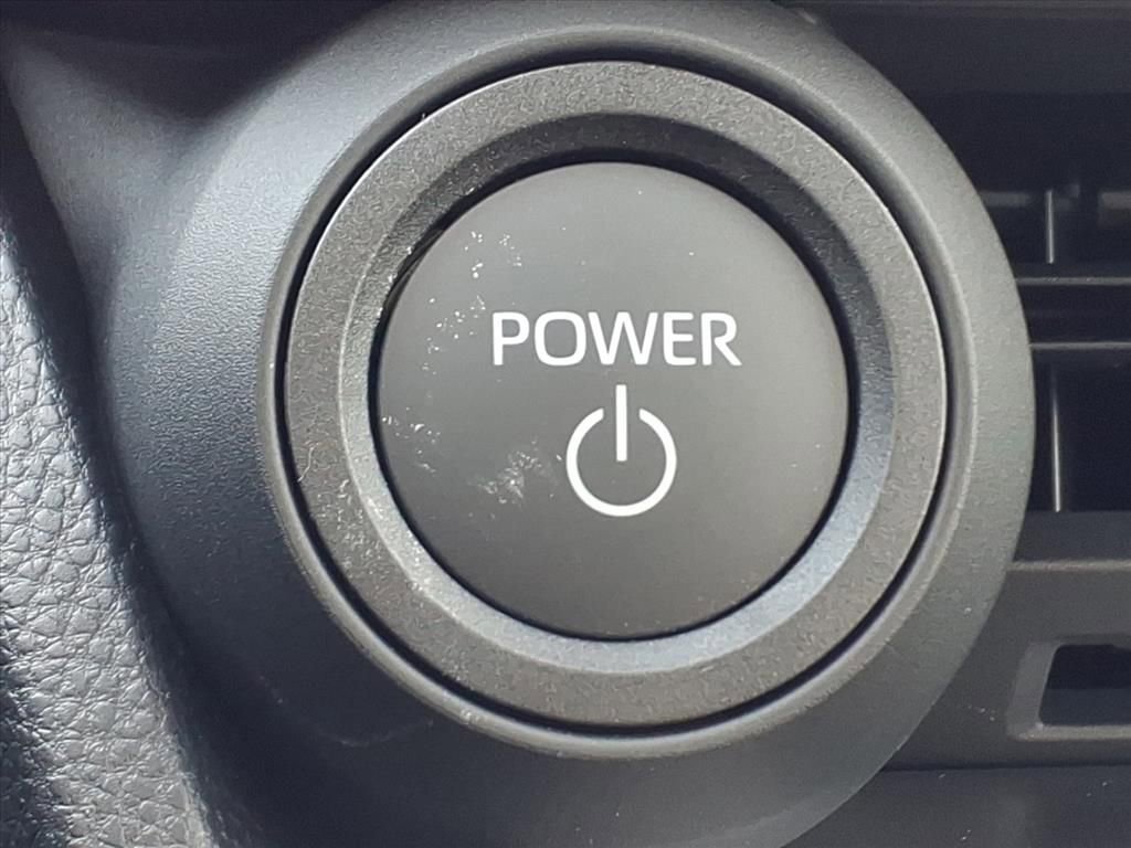 New 2026 Toyota Prius LE image 15