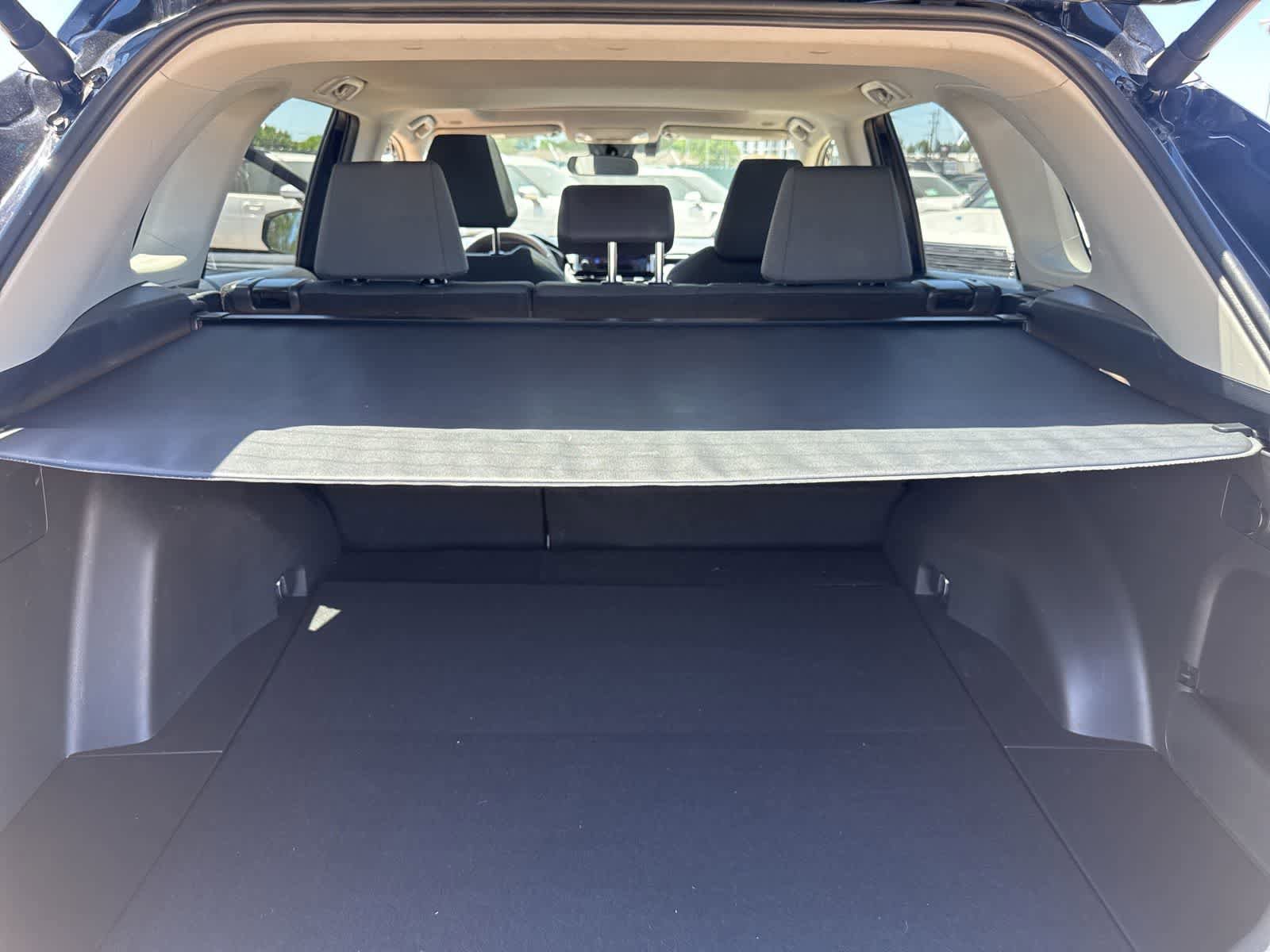 Used 2024 Toyota RAV4 XLE w/ Convenience Package FWD image 15