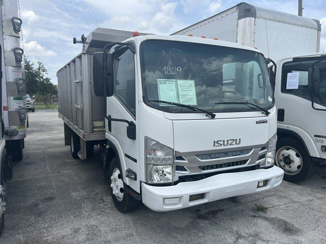 Used 2016 Isuzu NPR RWD image 5