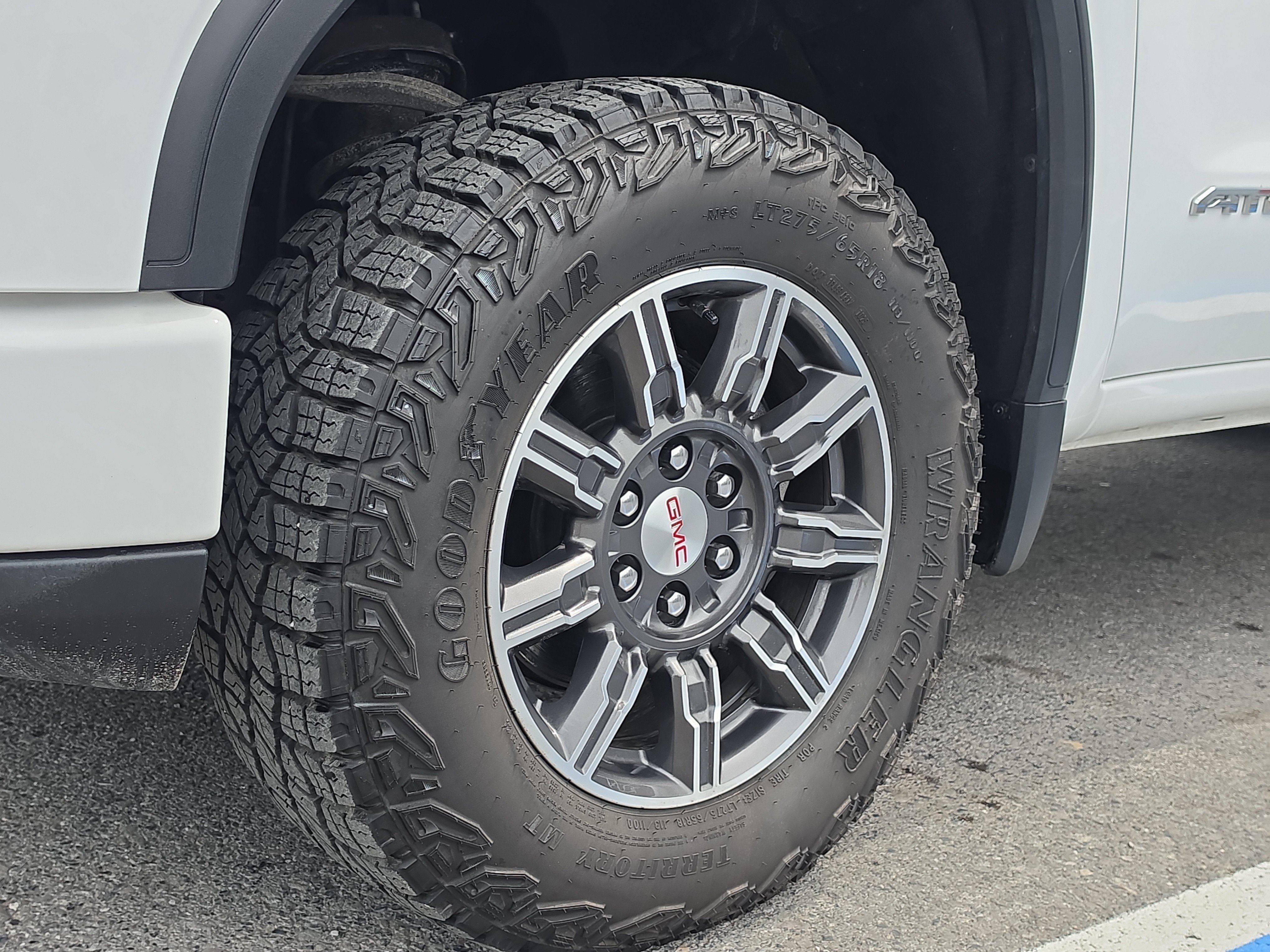 Used 2025 GMC Sierra 1500 AT4 AWD/4WD image 11