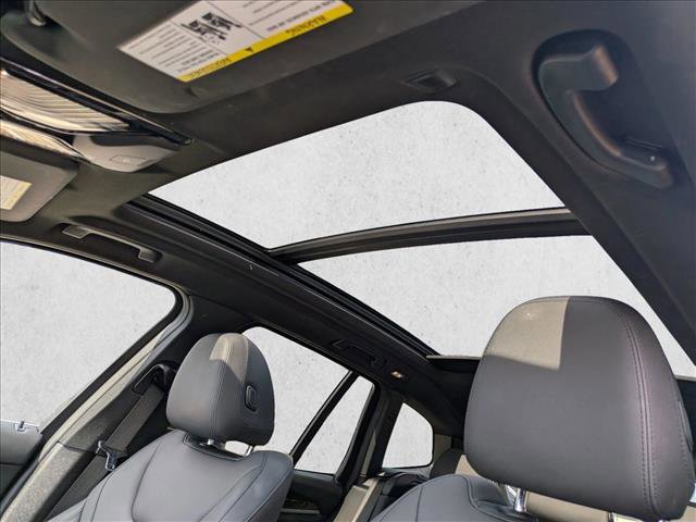 Used 2021 BMW X3 xDrive30i w/ Premium Package image 17