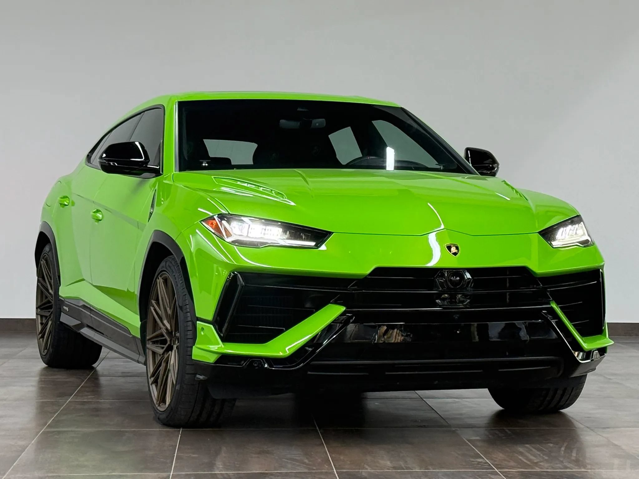 Used 2023 Lamborghini Urus S AWD/4WD image 16