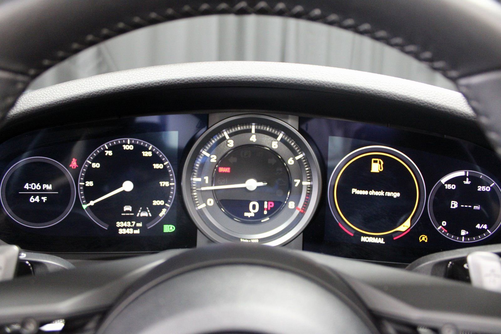 Certified 2024 Porsche 911 Carrera image 23