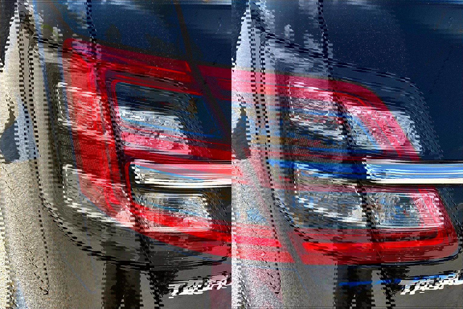 Used 2018 Ford Taurus SEL w/ Equipment Group 201A image 28