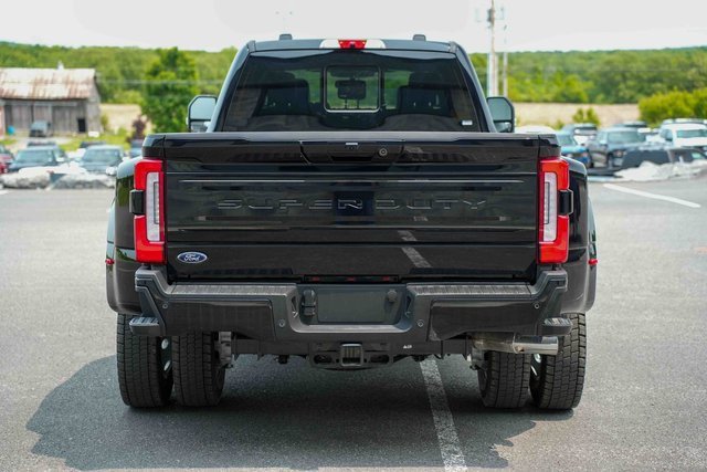 Used 2025 Ford F450 Platinum image 6