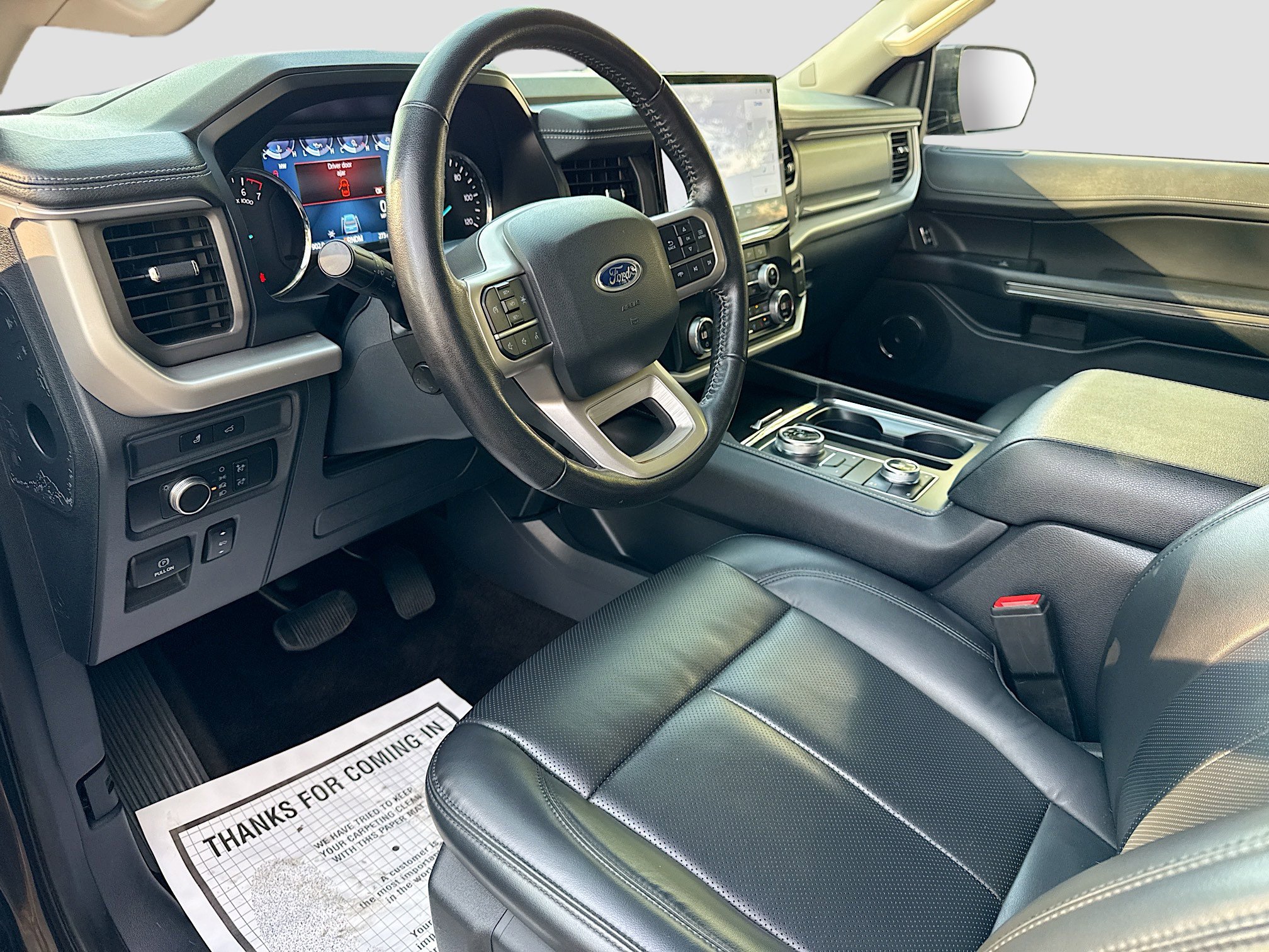 Used 2022 Ford Expedition Max XLT image 25