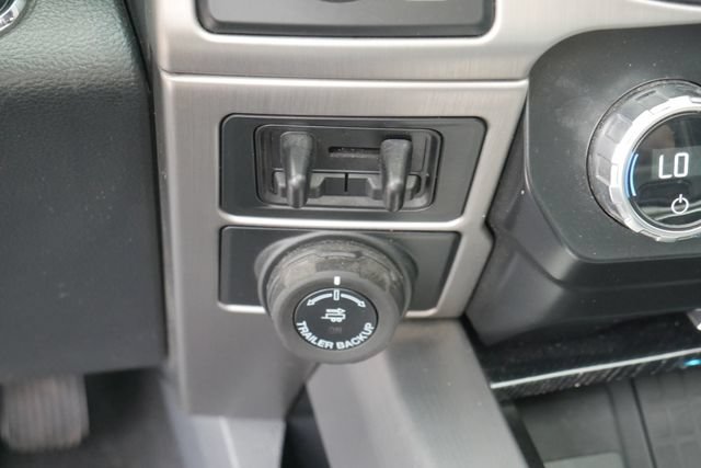Used 2022 Ford F450 Platinum w/ FX4 Off-Road Package AWD/4WD image 23