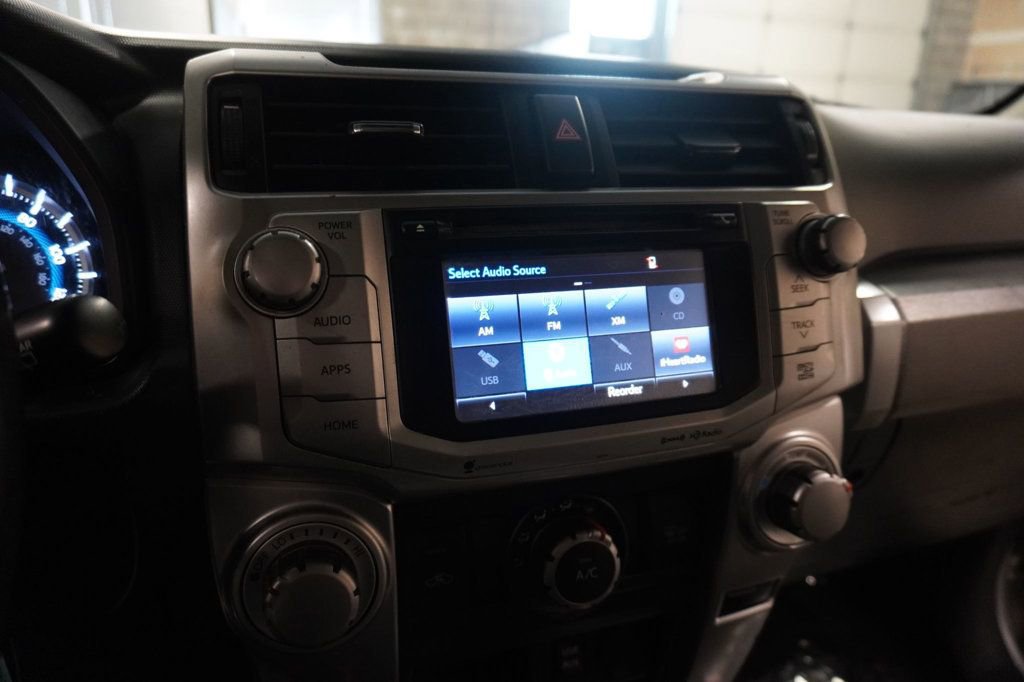 Used 2018 Toyota 4Runner SR5 Premium image 16