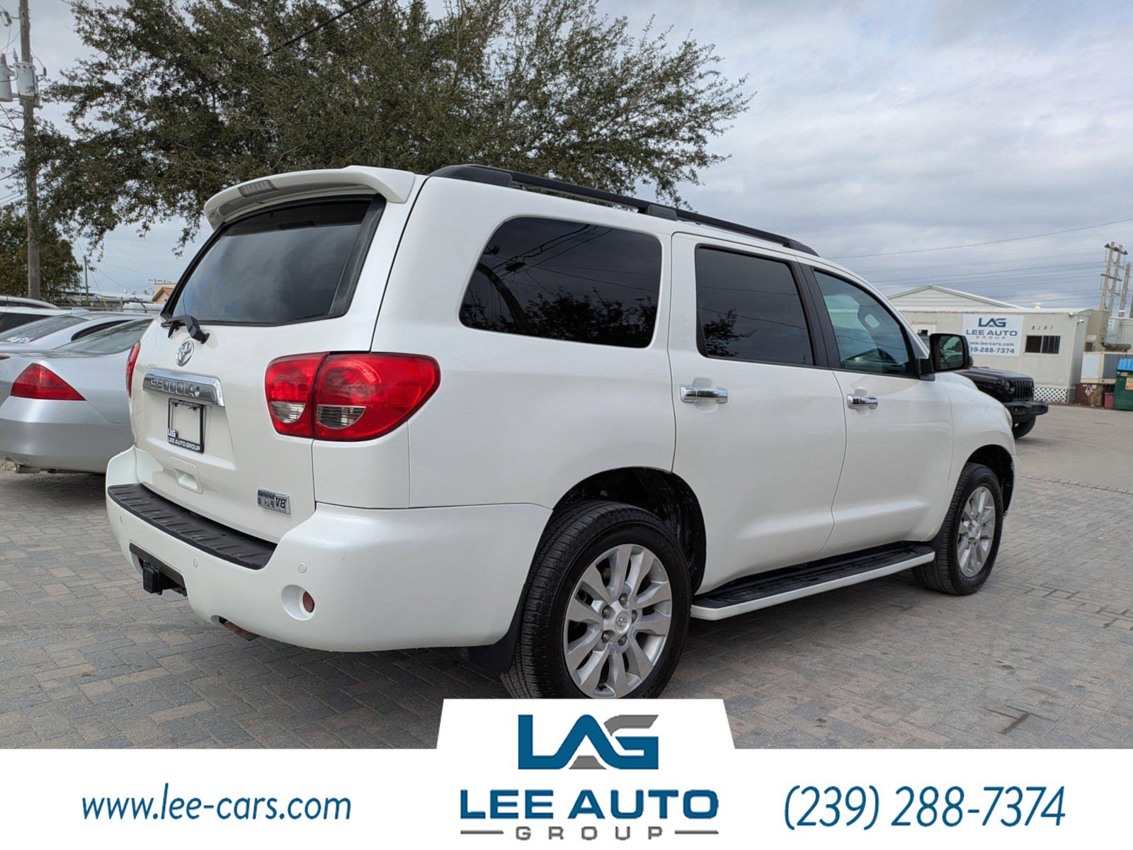 Used 2012 Toyota Sequoia Platinum image 3