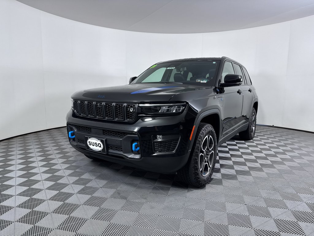 Used 2023 Jeep Grand Cherokee Trailhawk w/ Advanced Protech Group II AWD/4WD image 20
