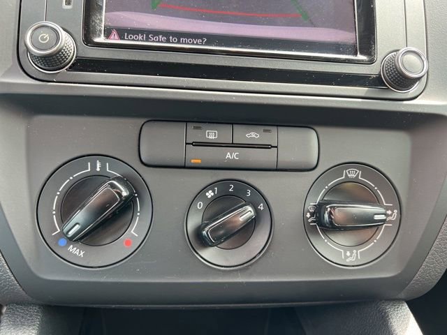 Used 2016 Volkswagen Jetta S image 19